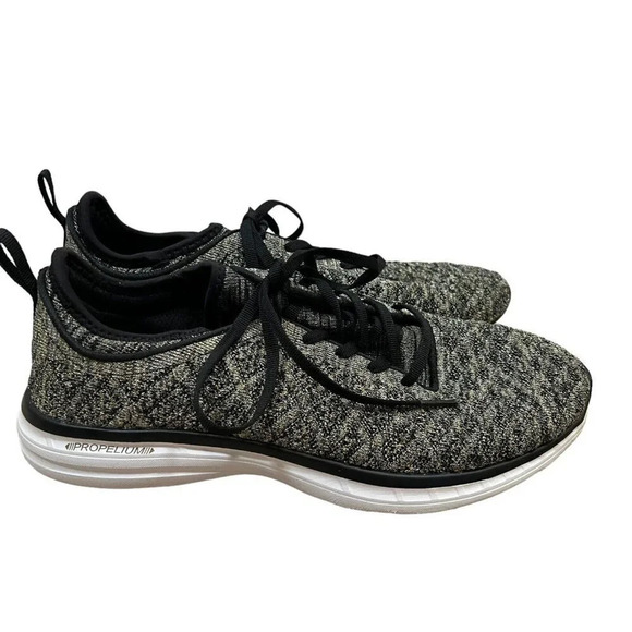 APL Techloom Phantom Runnng Sneakers Size 10 Black Gold Fused Knit Athletic - Picture 1 of 12